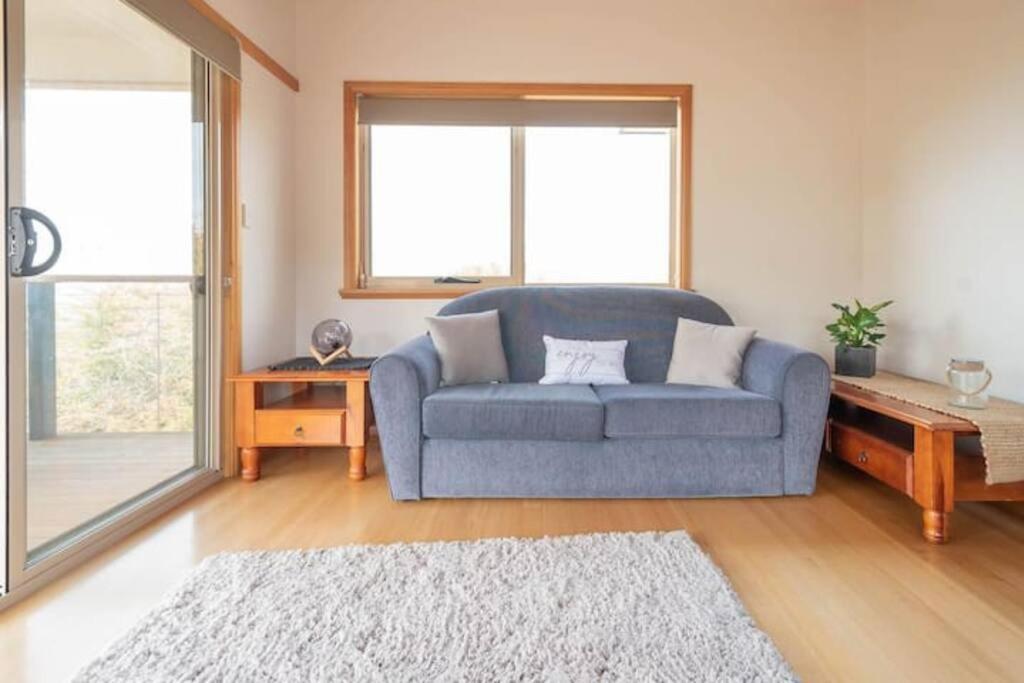 Private 2 Bedroom Cabin Retreat Legana Luaran gambar
